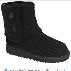 Classic cardy black uggs size 8